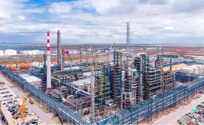 中沙（天津）石化26万吨/年聚碳酸酯投料试车一次成功！